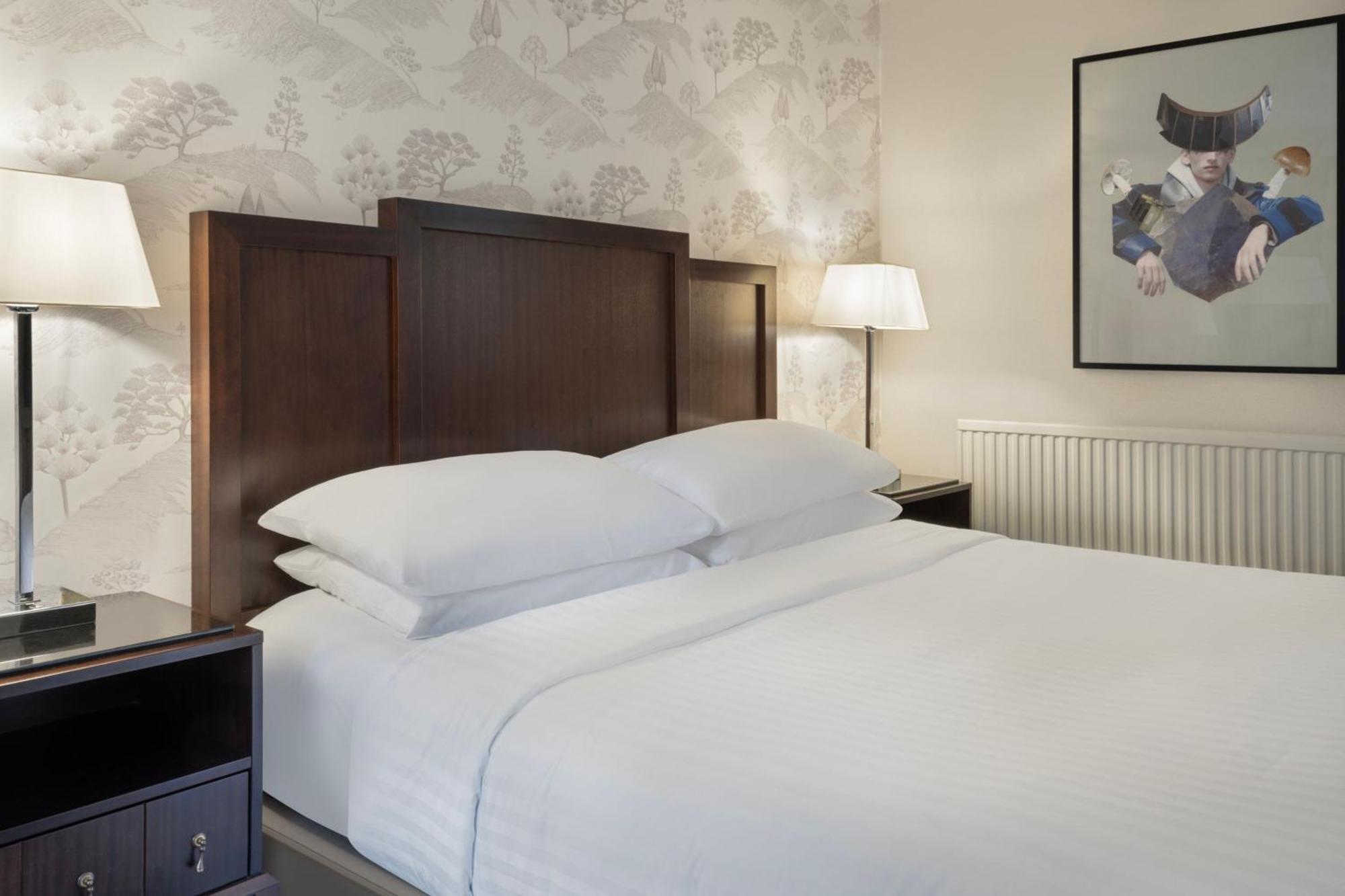 Delta Hotels By Marriott Tudor Park Country Club Maidstone Dış mekan fotoğraf