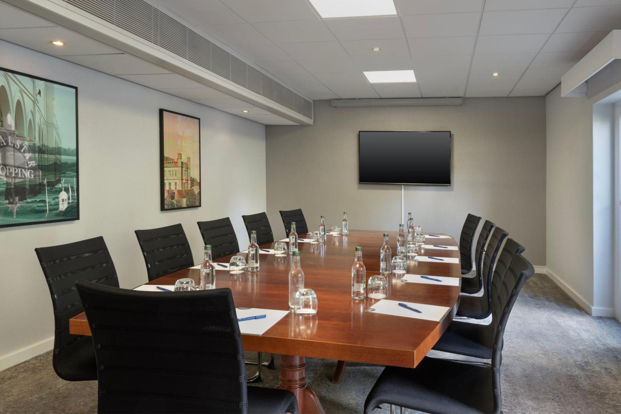 Delta Hotels By Marriott Tudor Park Country Club Maidstone Dış mekan fotoğraf