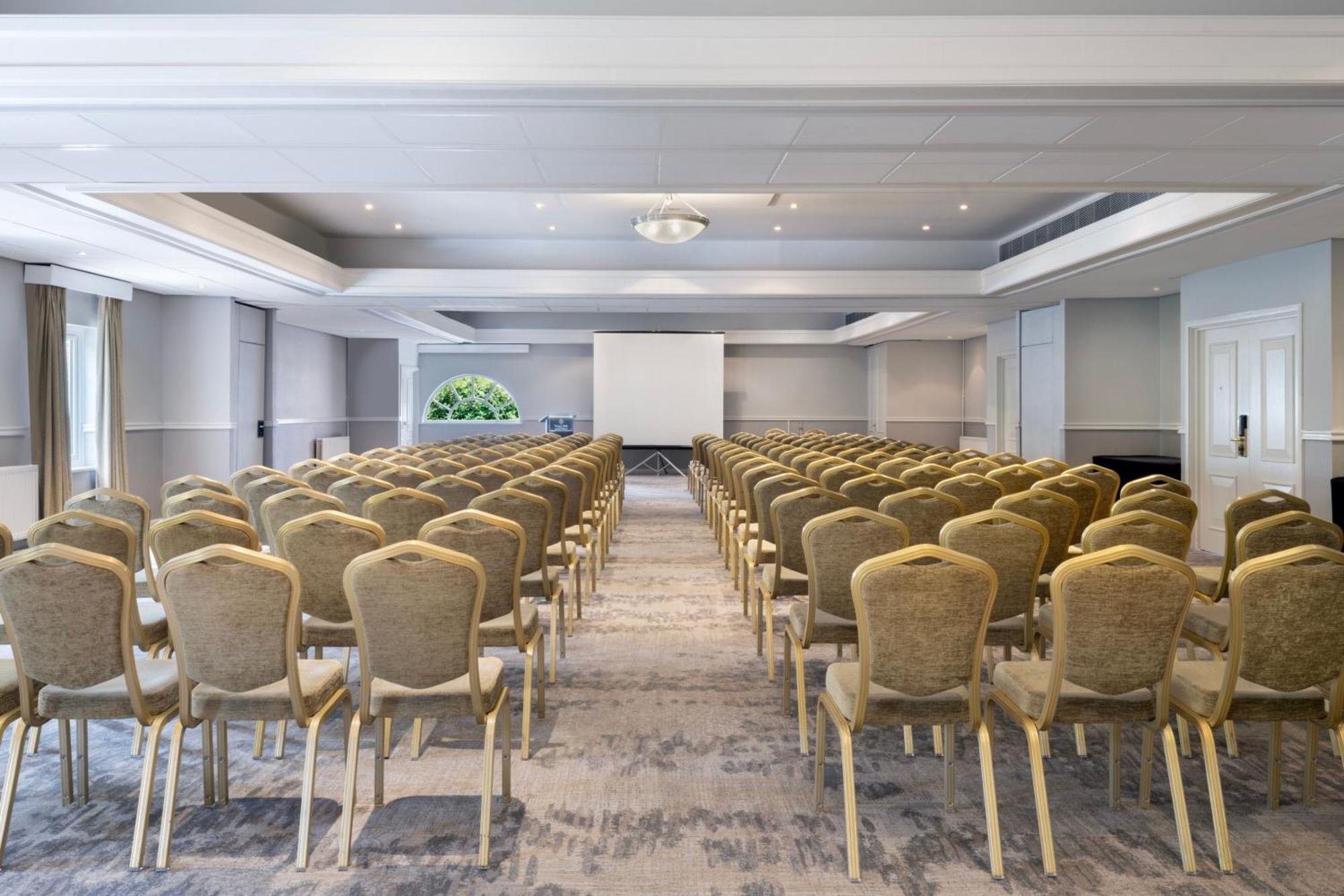 Delta Hotels By Marriott Tudor Park Country Club Maidstone Dış mekan fotoğraf