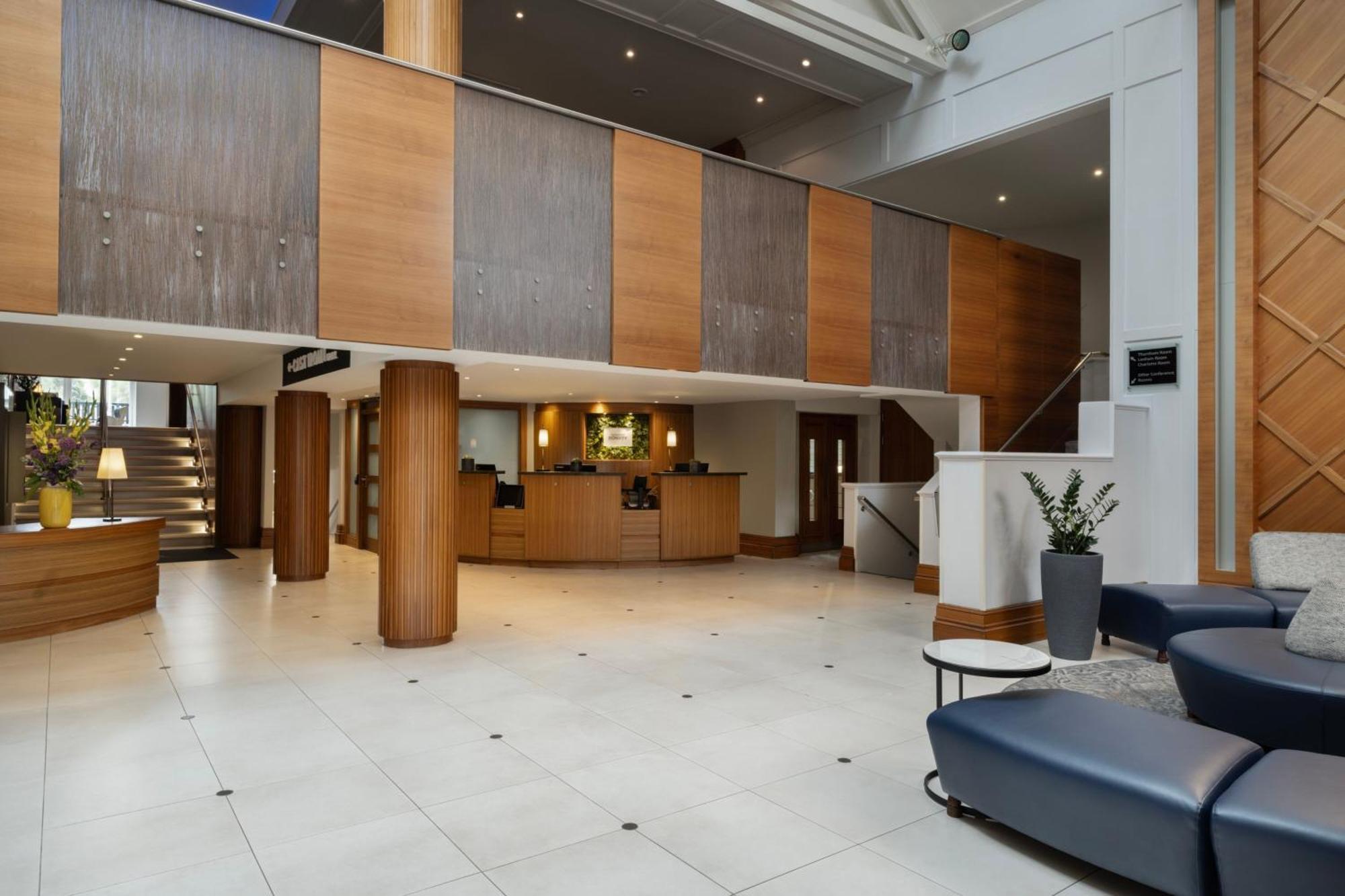 Delta Hotels By Marriott Tudor Park Country Club Maidstone Dış mekan fotoğraf