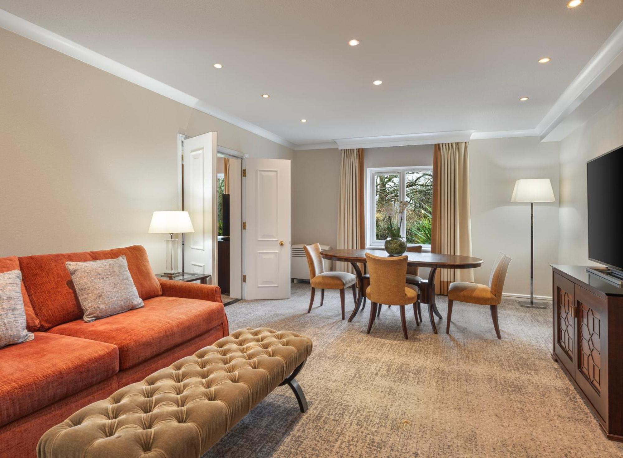 Delta Hotels By Marriott Tudor Park Country Club Maidstone Dış mekan fotoğraf
