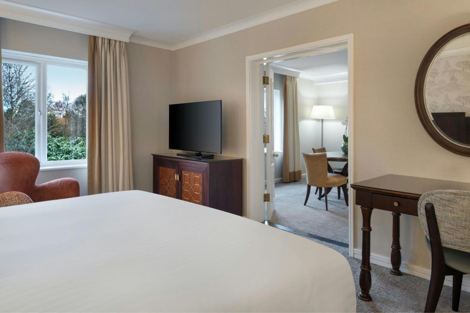 Delta Hotels By Marriott Tudor Park Country Club Maidstone Dış mekan fotoğraf